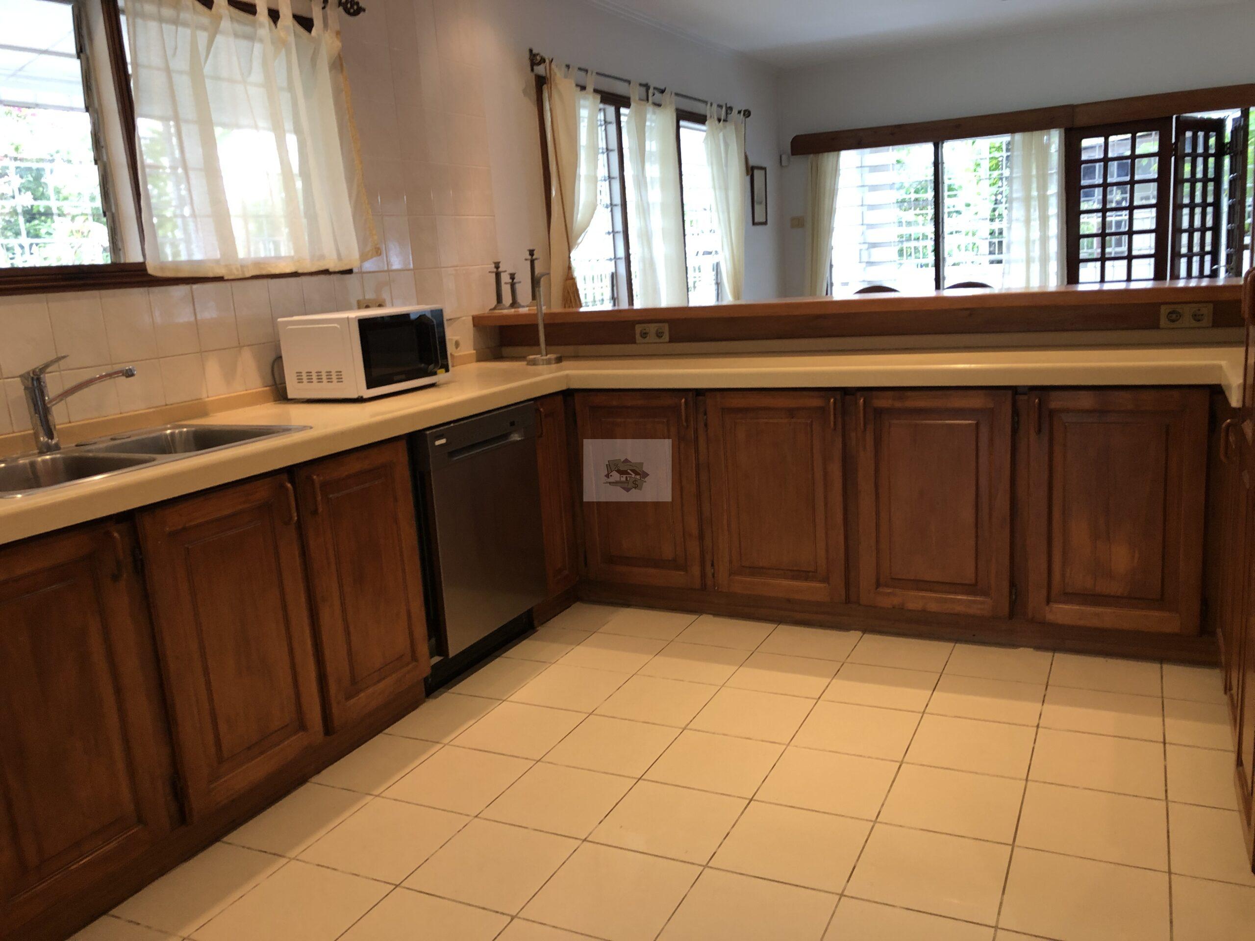 Prachtige gelijkvloerse stenen woning