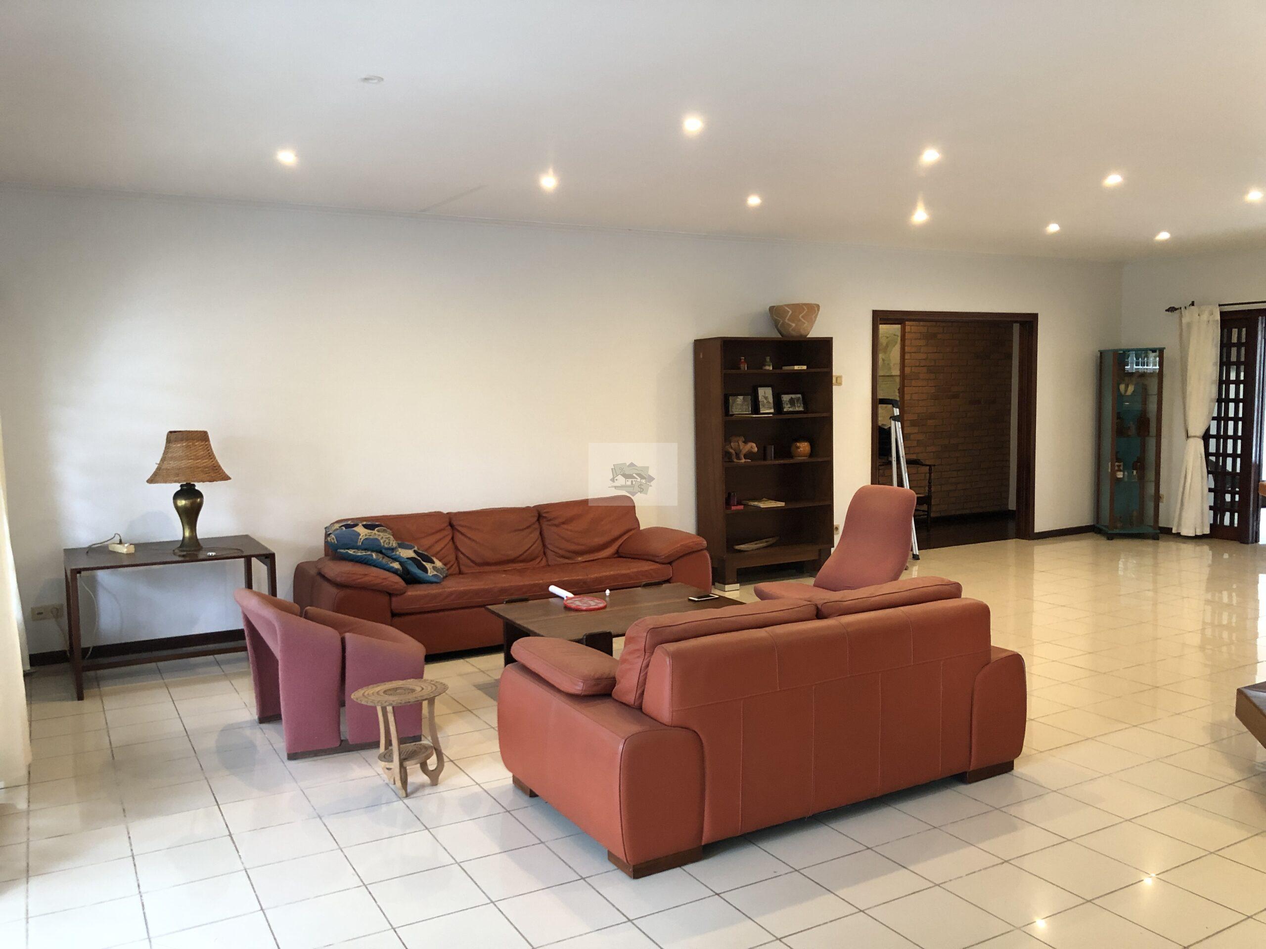Prachtige gelijkvloerse stenen woning