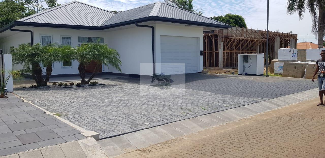 Vakantie woning met zwembad te huur