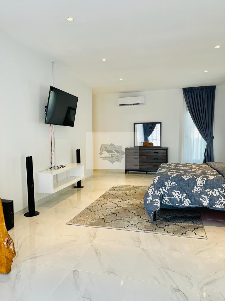 Vakantie woning met zwembad te huur