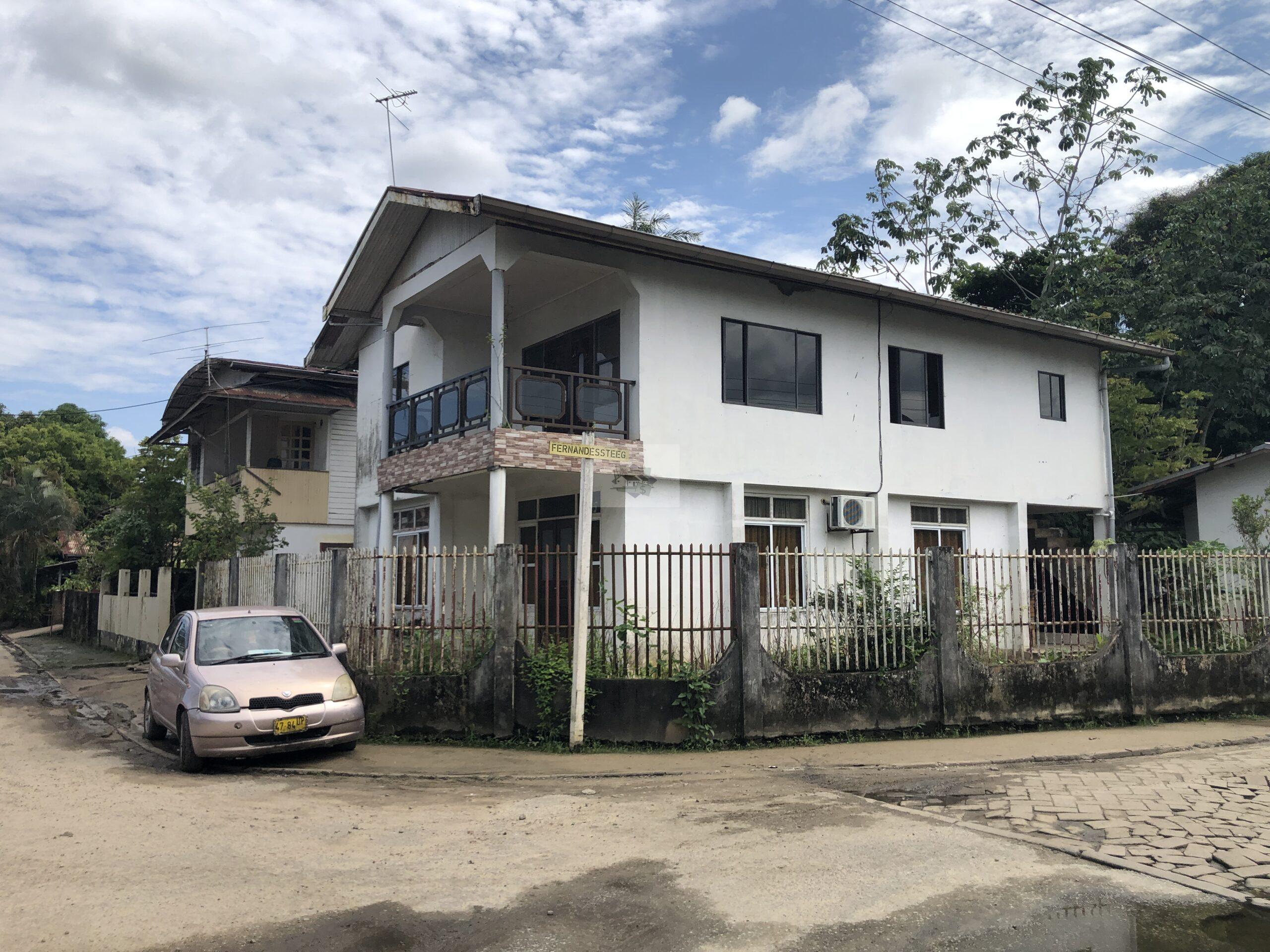 Hoogbouw woning te Land Van Dijk